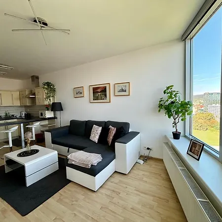 Three Towers With Beautiful View And Parking! Bratislava