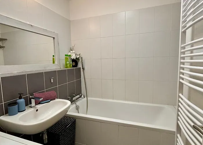 Apartman Three Towers With Beautiful View And Parking! Pozsony