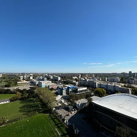 Three Towers With Beautiful View And Parking!